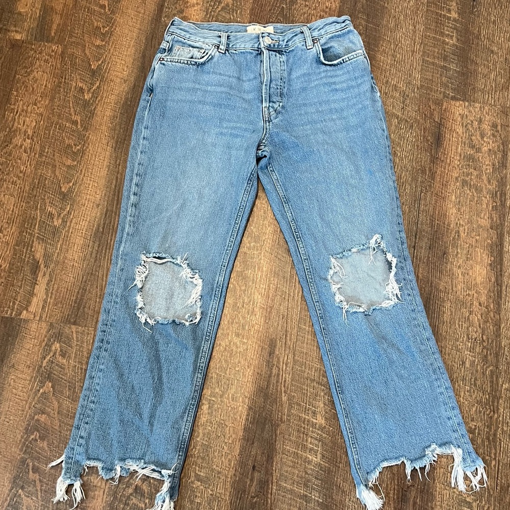 We The Free Light Blue Distressed Crop Leg Jeans